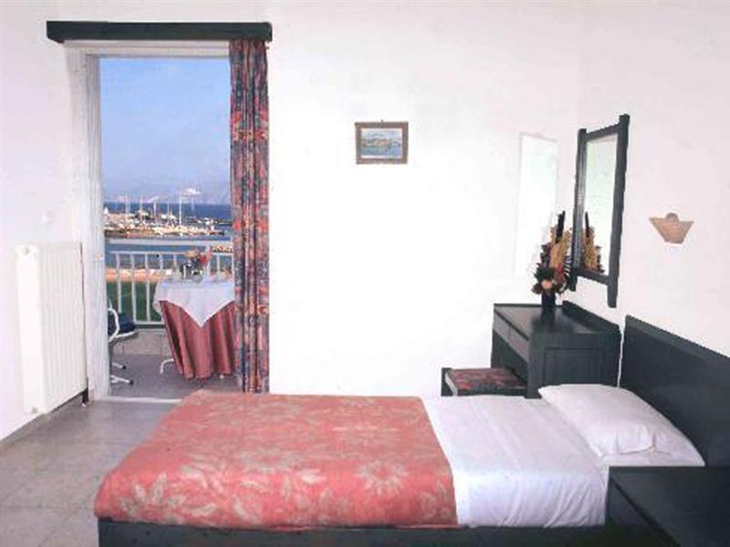 Bousoulas Apartments Agios Nikolaos  Bagian luar foto